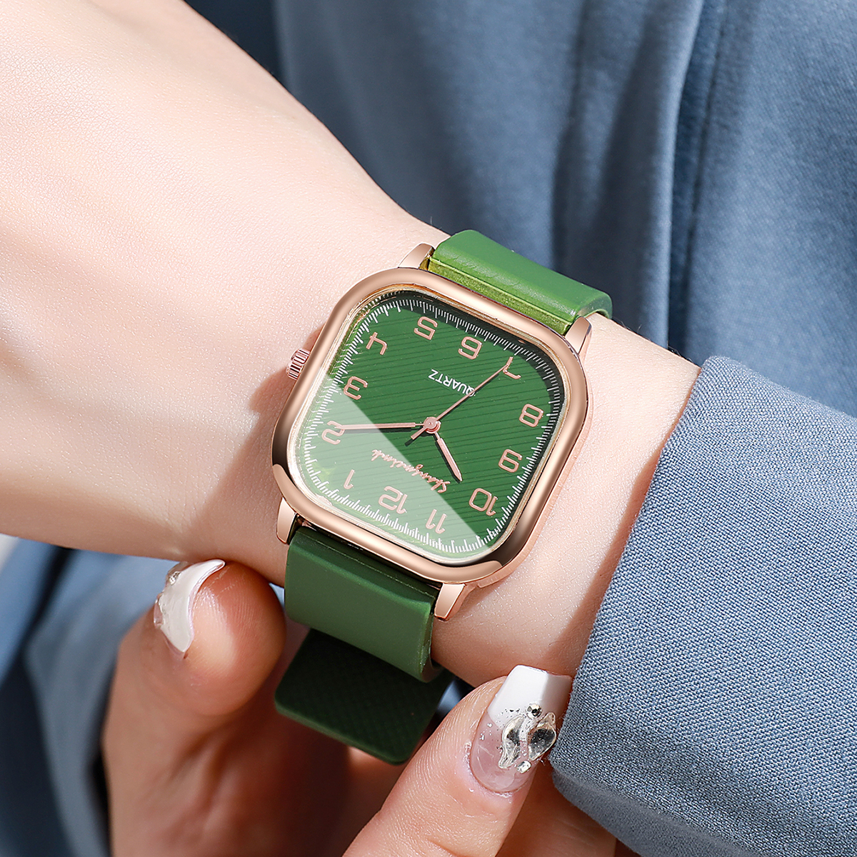 Fashion Square Women Watches C - đánh giá và giá Silicone Band Women