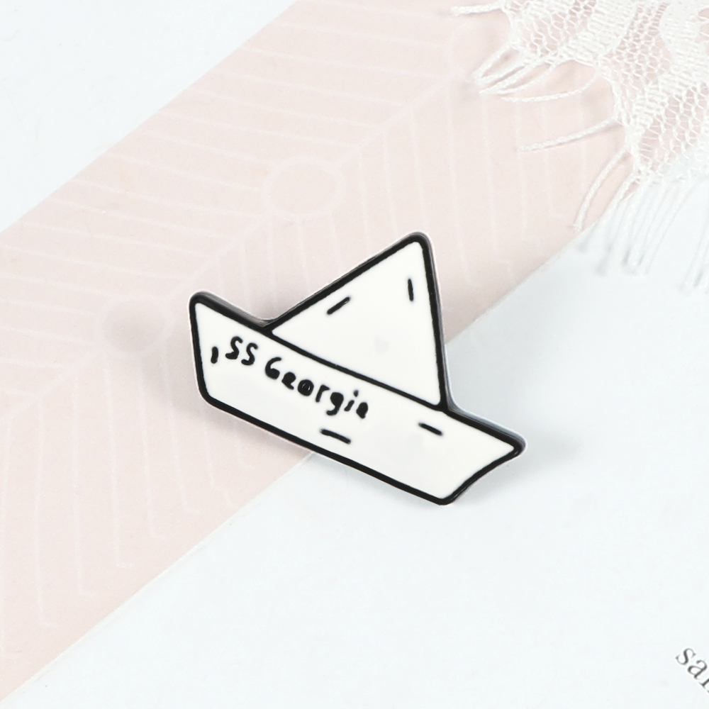 Paper Boat Enamel Pin SS Georg - đánh giá và giá Buckle Pin Ss